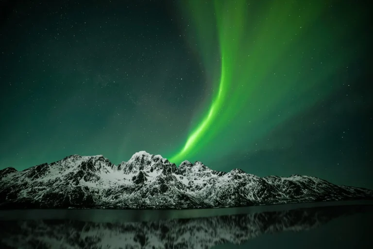 Nordlichter in Svolvær, Norwegen